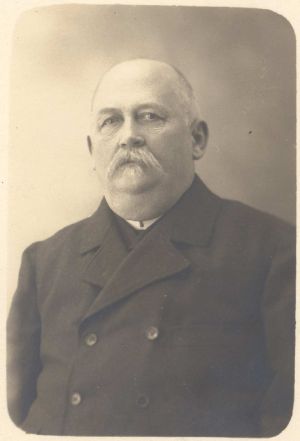 Hollós László