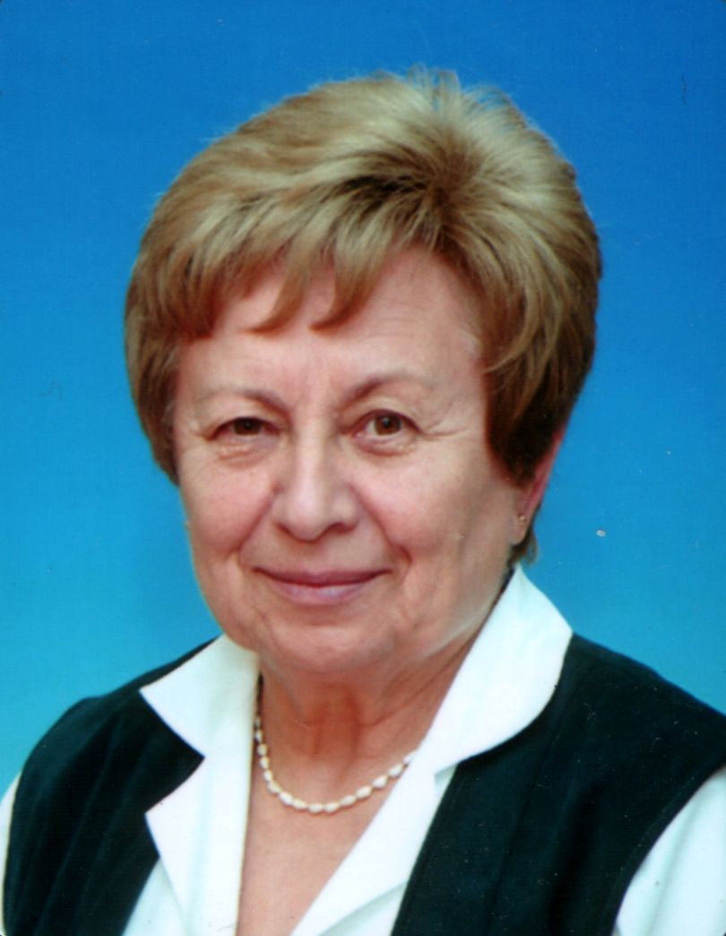 Brenyó Mihályné Kemény Anna nyugdíjas tanár