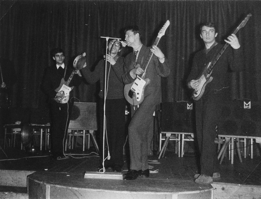 A Mercury együttesben 1964-ben, a Rákóczi úti ún. régi művház színpadán