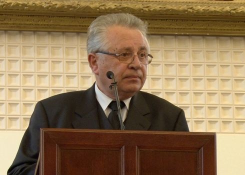 Dr. Nagy István