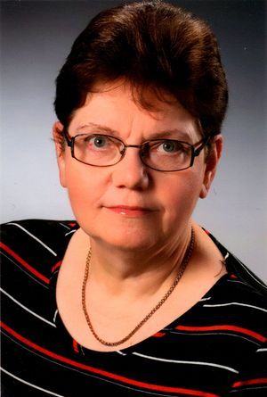 Dr. Rozsi Éva