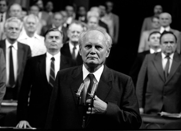 Göncz Árpád elnöki eskütétele  (1990. augusztus 3. - Fotó: Szalay Zoltán)