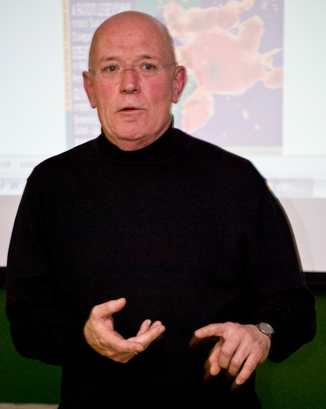 Pócs Péter grafikus- és plakátművész