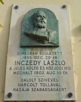 Emléktábla Inczédy László szarvasi szülőháza falán