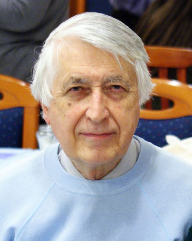 Mikesi Károly nyugdíjas református lelkipásztor, kórházlelkész